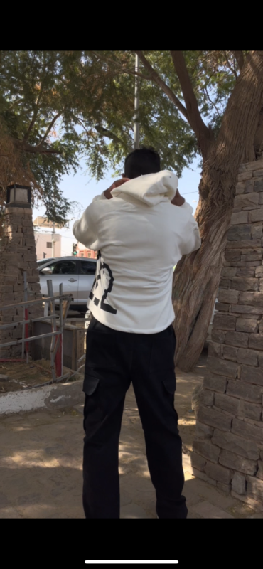 ⁦hoodie 222⁩ - الصورة ⁦2⁩